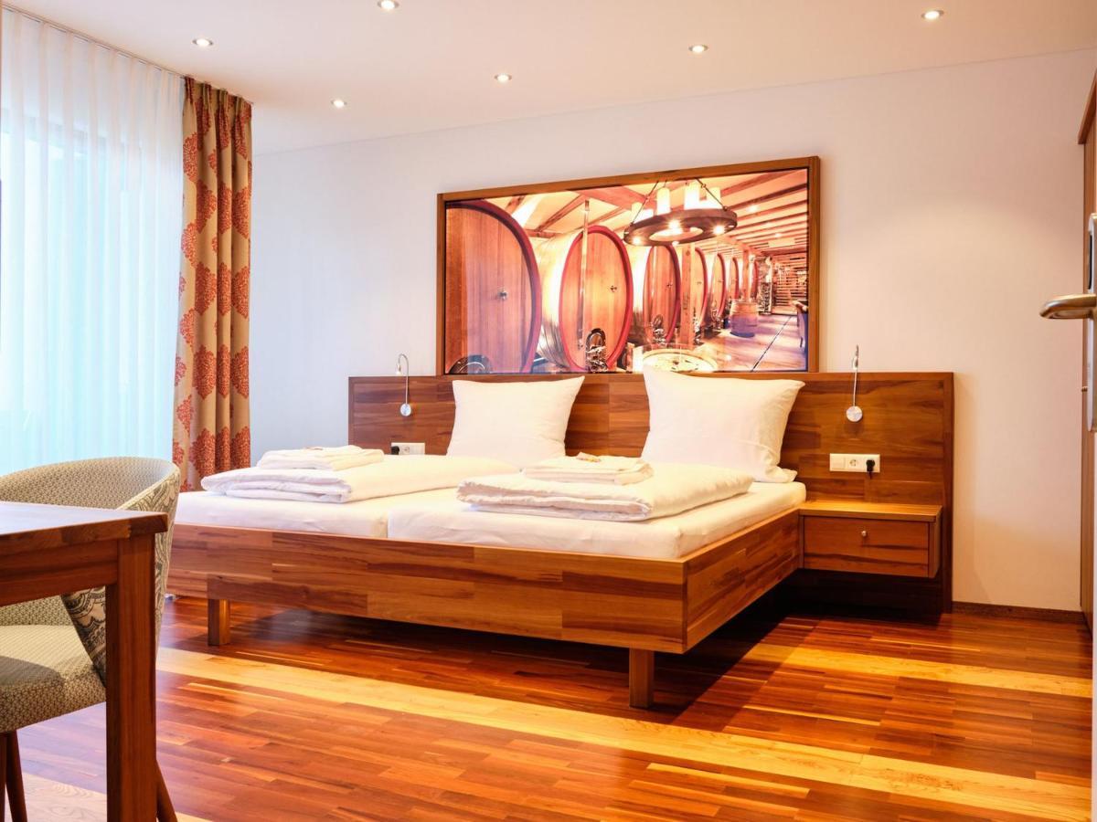 Hotel Hornstein - Weingut, Vinothek & Gastronomie Nonnenhorn Εξωτερικό φωτογραφία